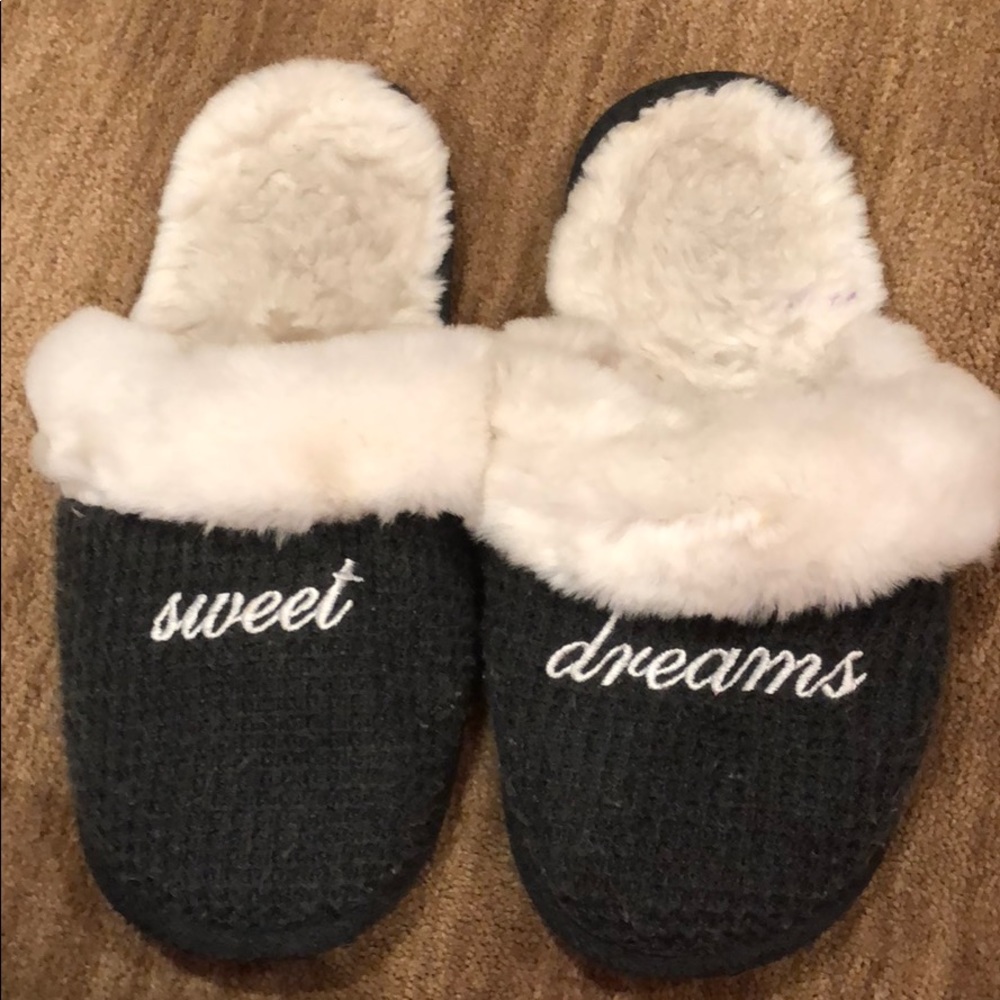 Victoria’s Secret Slippers
